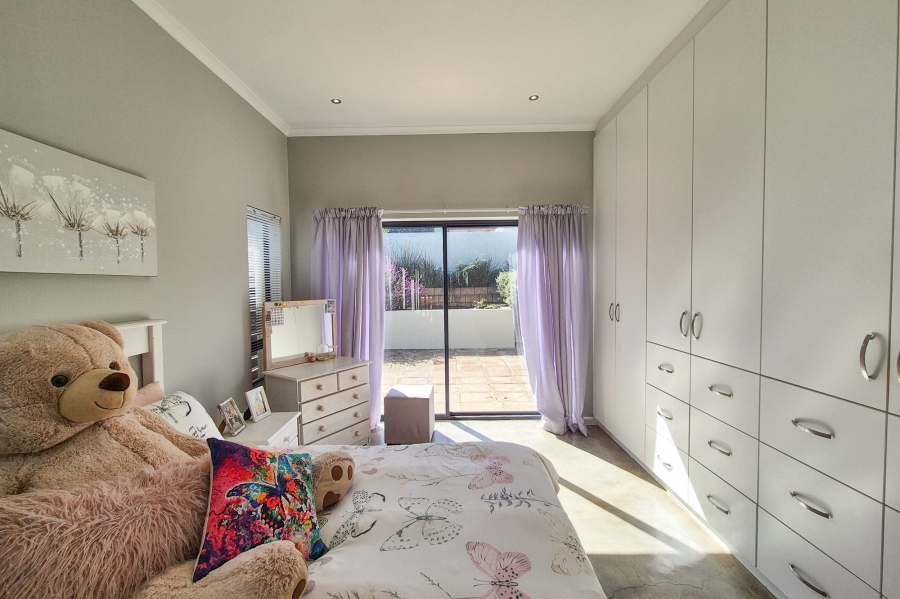 3 Bedroom Property for Sale in Kelderhof Country Village Western Cape